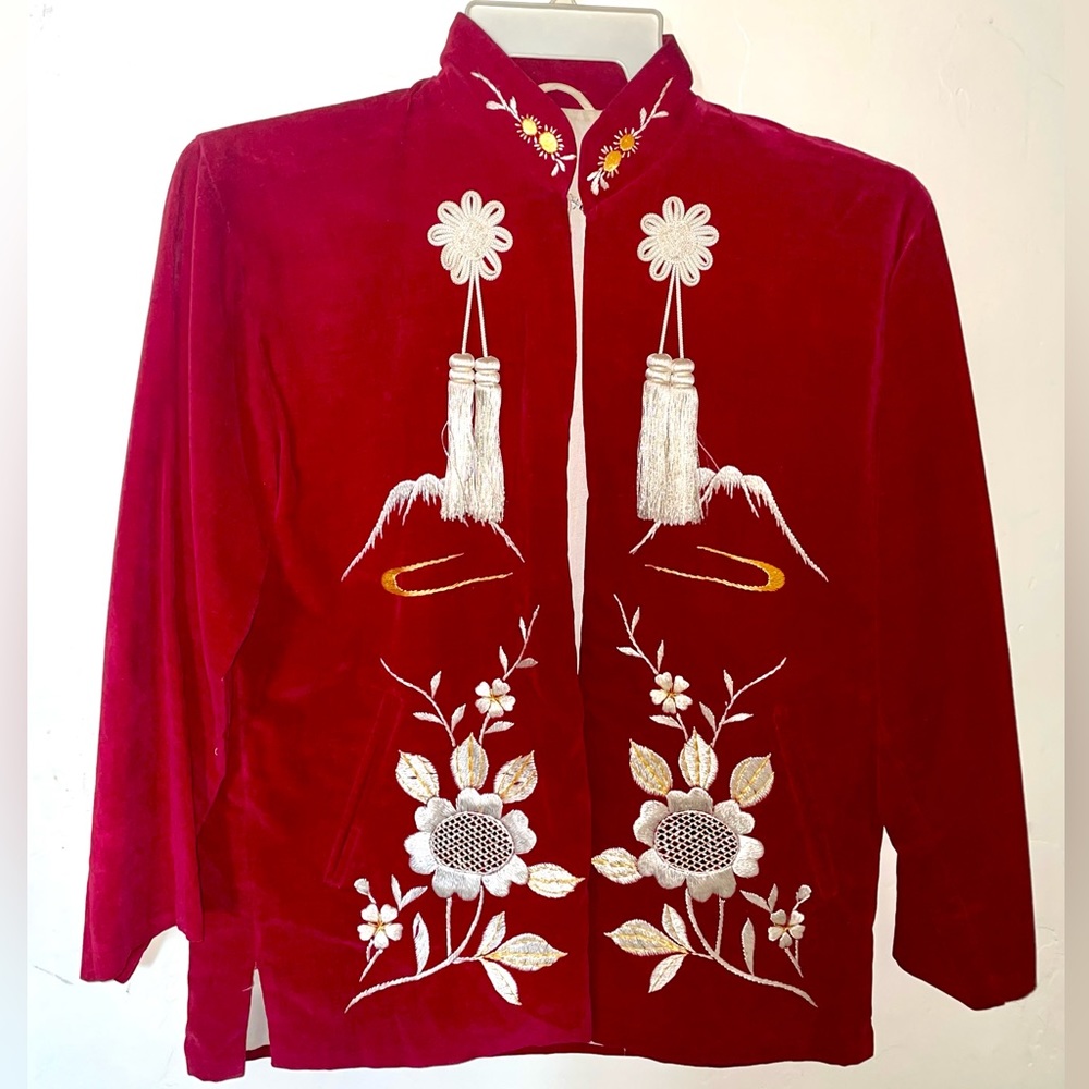 Vintage 1950s Women’s Japanese Velvet Coat With Embroidery and Tassels Size M